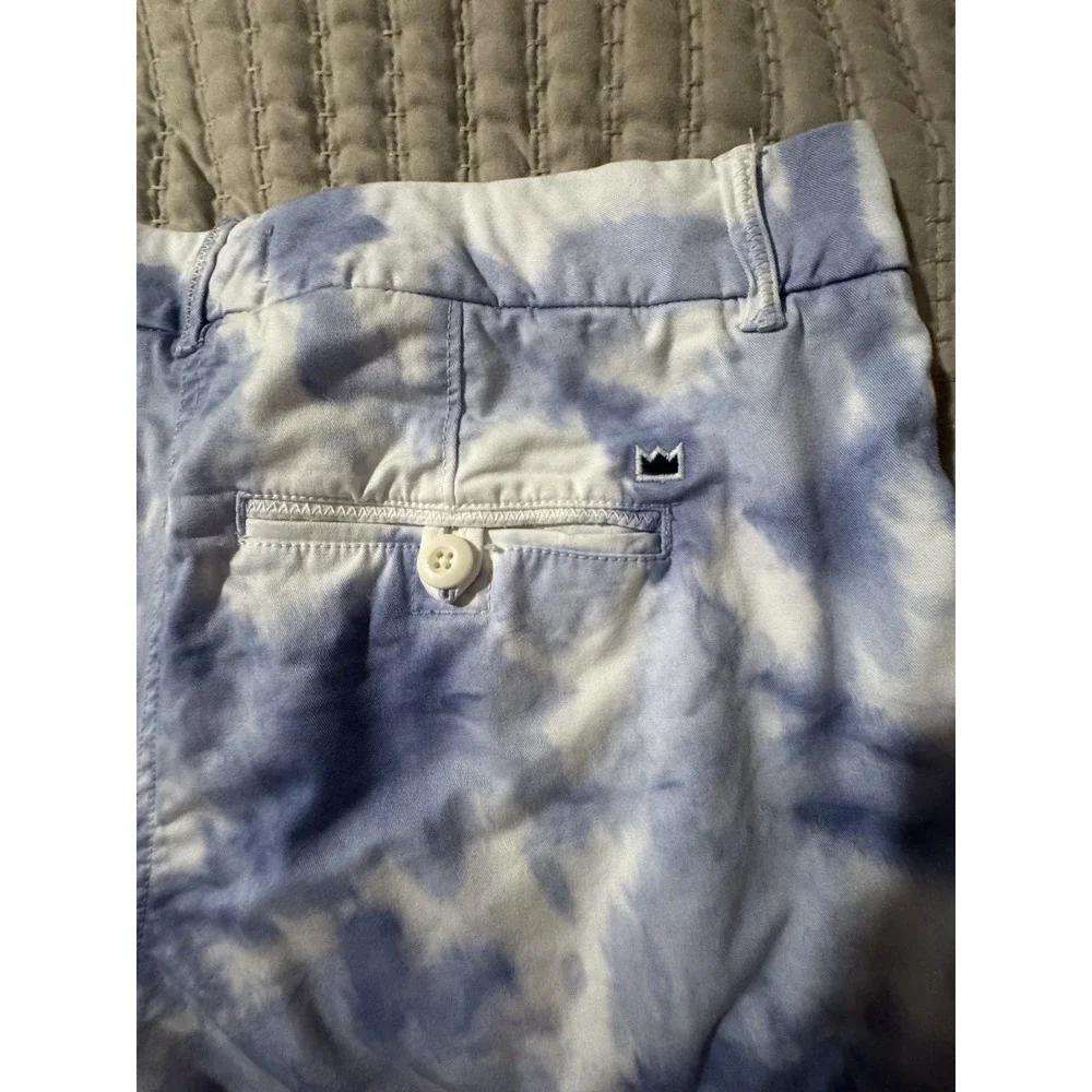 Crown & Ivy Shelby Shorts Womens 8 Blue Tie Dye Chino Stretch Preppy
